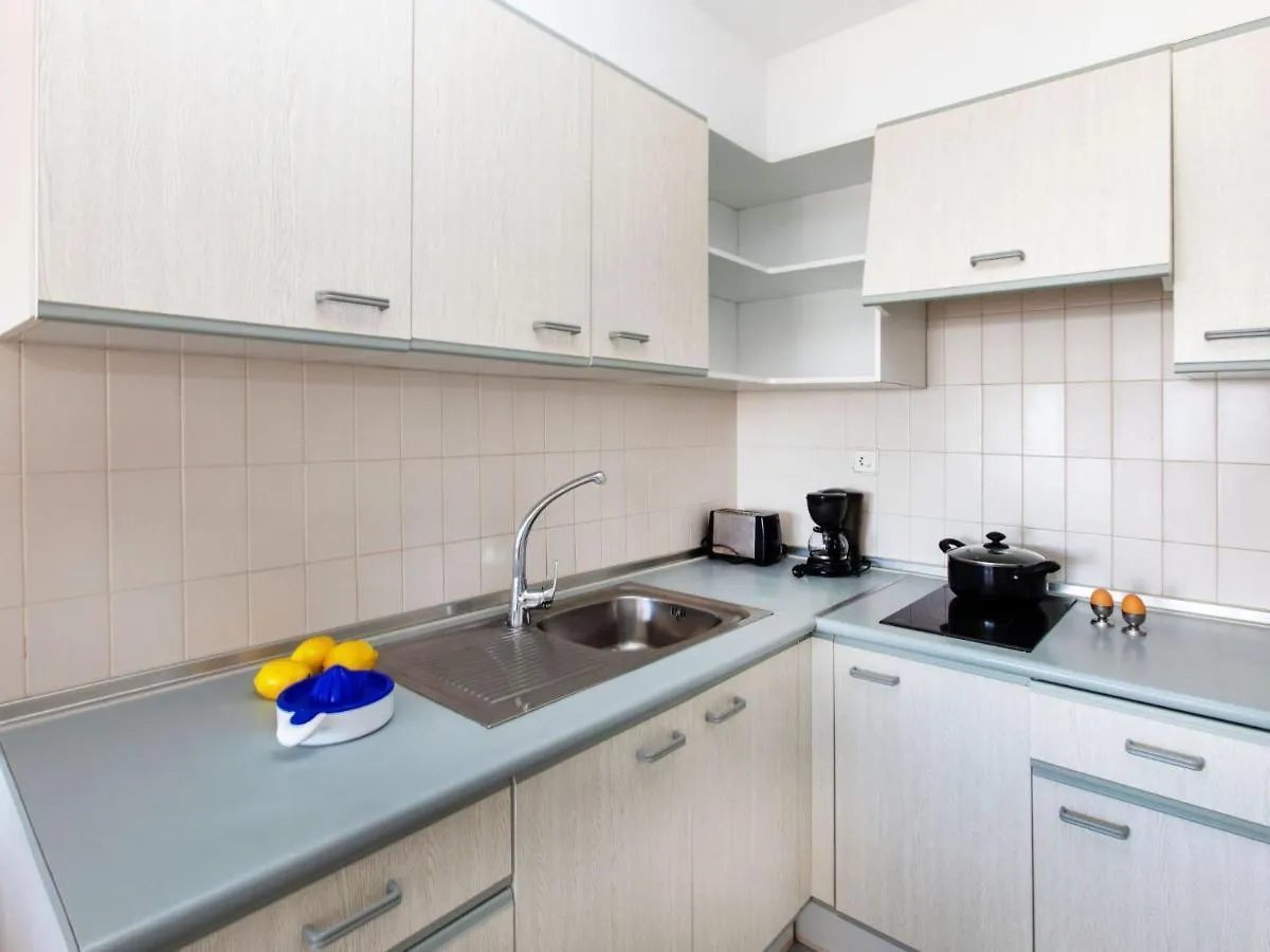 Apartment Residencial Manureva-3 By Interhome L'Estartit 0*,